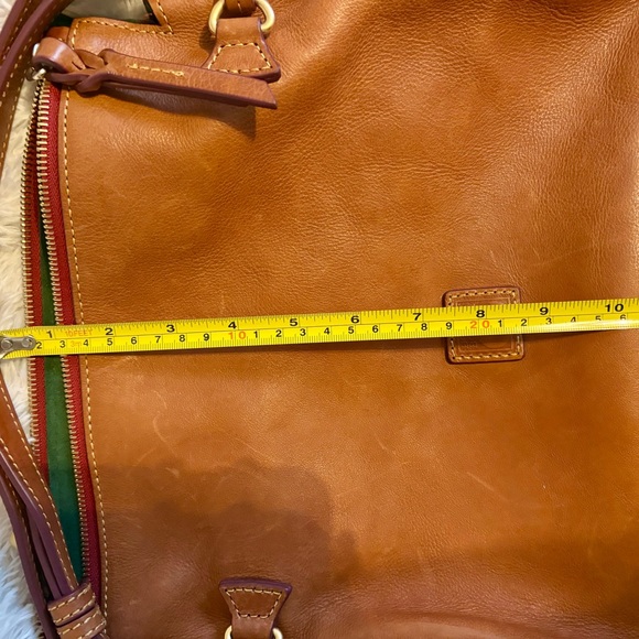 Dooney & Bourke Leather Bag - Florentine Collection. Clean and Great Condition. - Picture 7 of 8